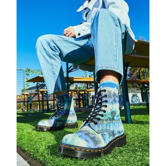 Doc Martens 1460 Pascal Blue Tie Dye Leather Lace Up Boots Womens Size 7 38 New